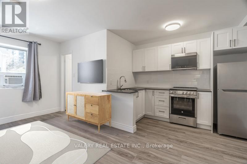 B6 - 608 Church Street, Toronto, Ontario  M4Y 2E7 - Photo 2 - C12894014