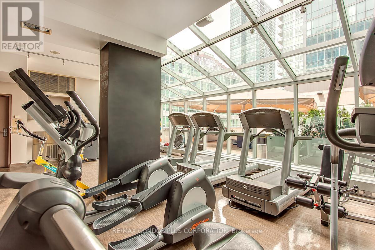 930 - 36 Blue Jays Way, Toronto, Ontario  M5V 3T3 - Photo 23 - C12894036