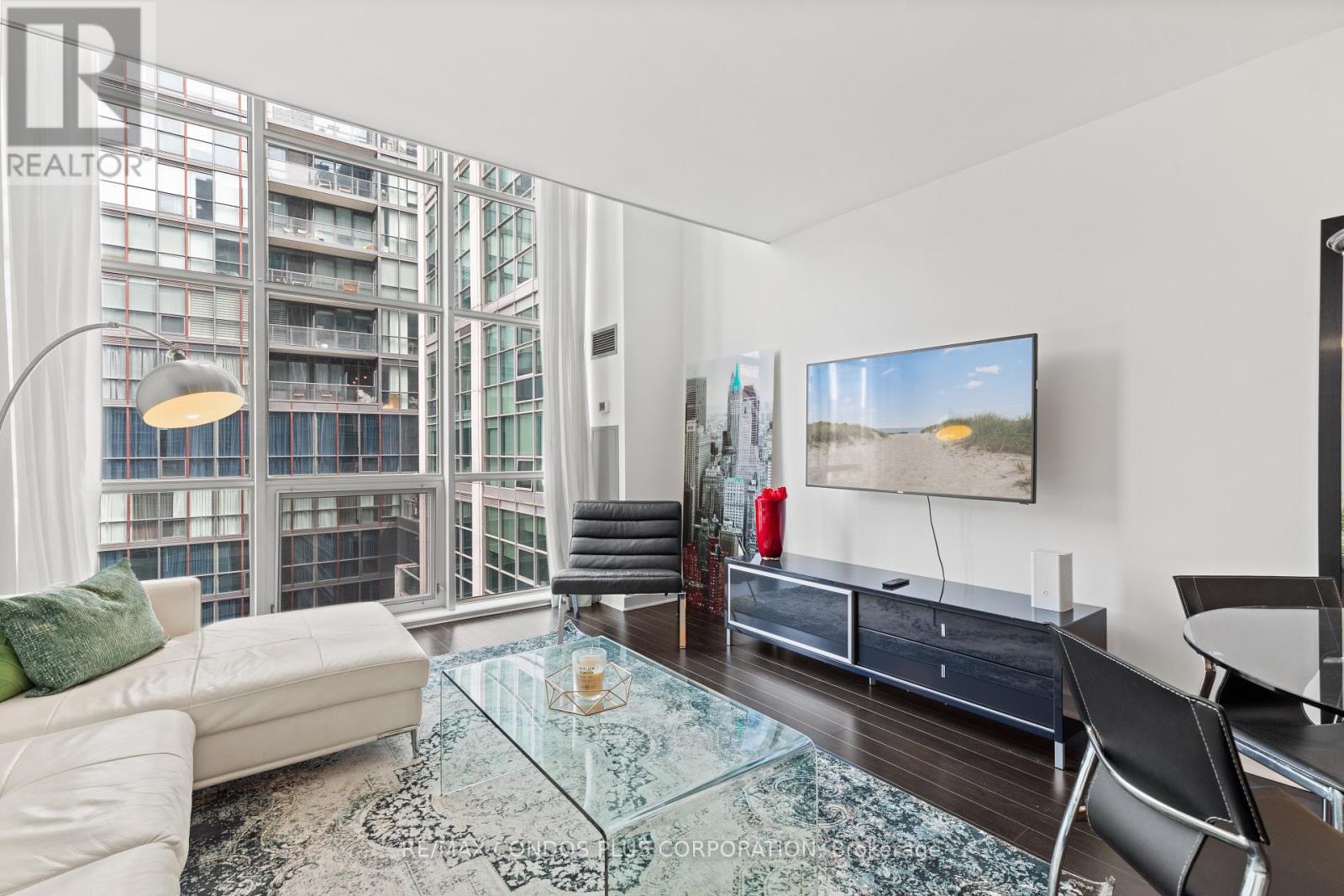 930 - 36 Blue Jays Way, Toronto, Ontario  M5V 3T3 - Photo 7 - C12894036