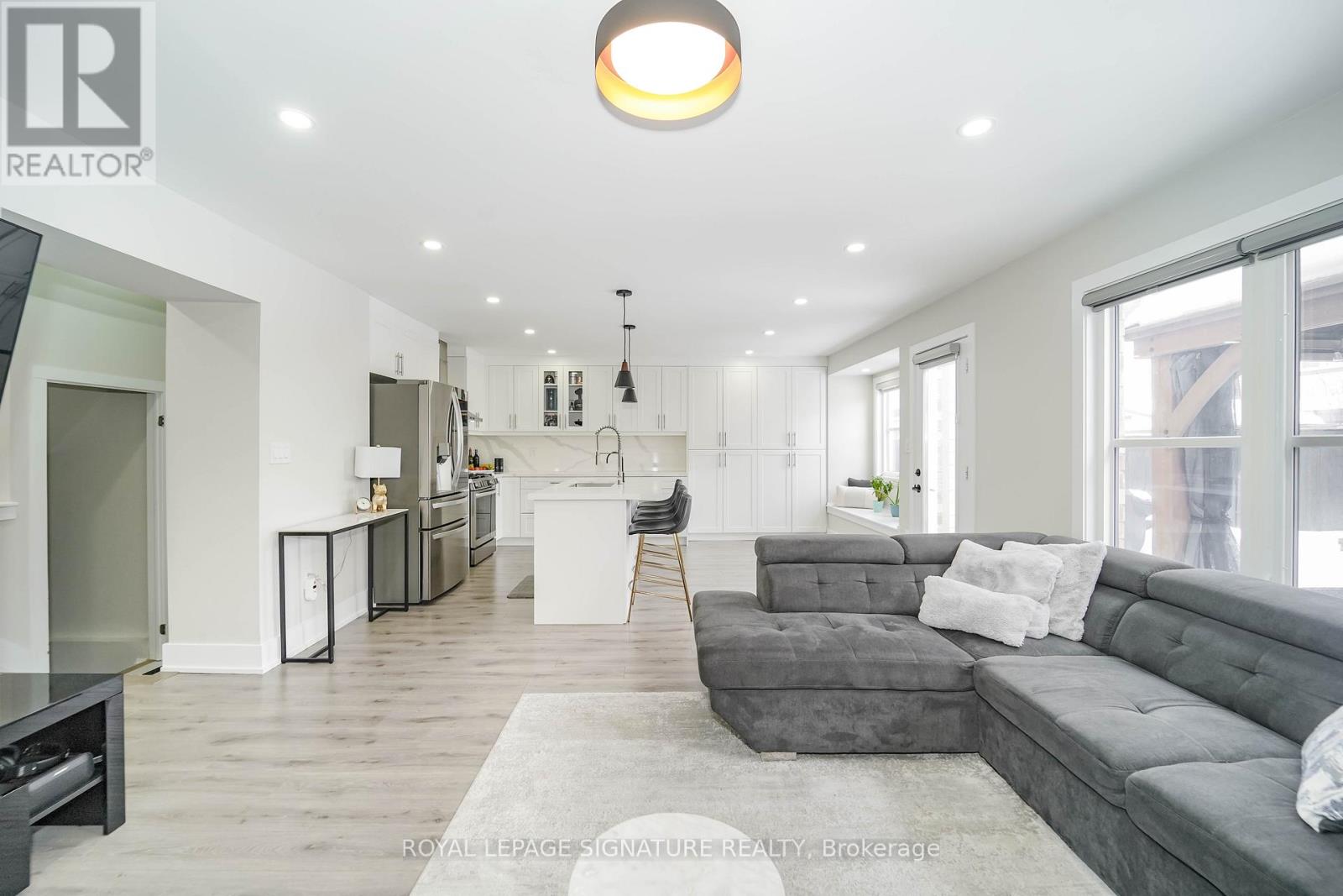 80 Kidd Crescent, New Tecumseth, Ontario  L9R 0E1 - Photo 12 - N12894034