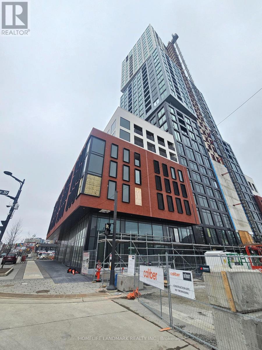 2104 - 39 MARY STREET, Barrie, Ontario