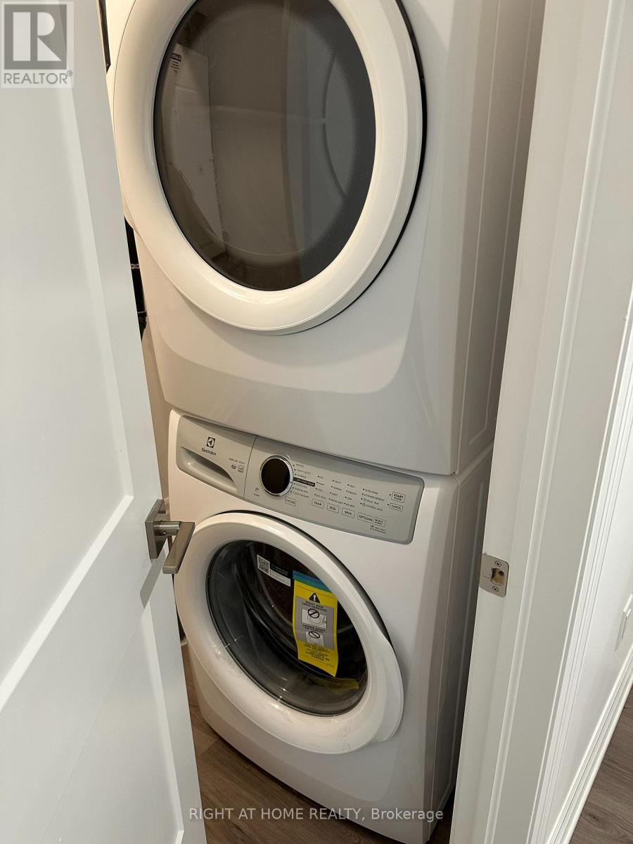 7491 Marvel Drive, Niagara Falls, Ontario  L2H 3V8 - Photo 6 - X12889828