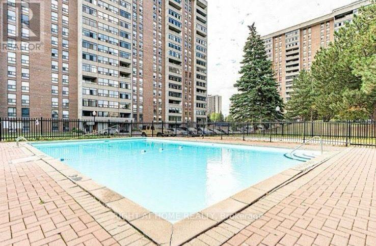 1912 - 25 KENSINGTON ROAD, Brampton, Ontario