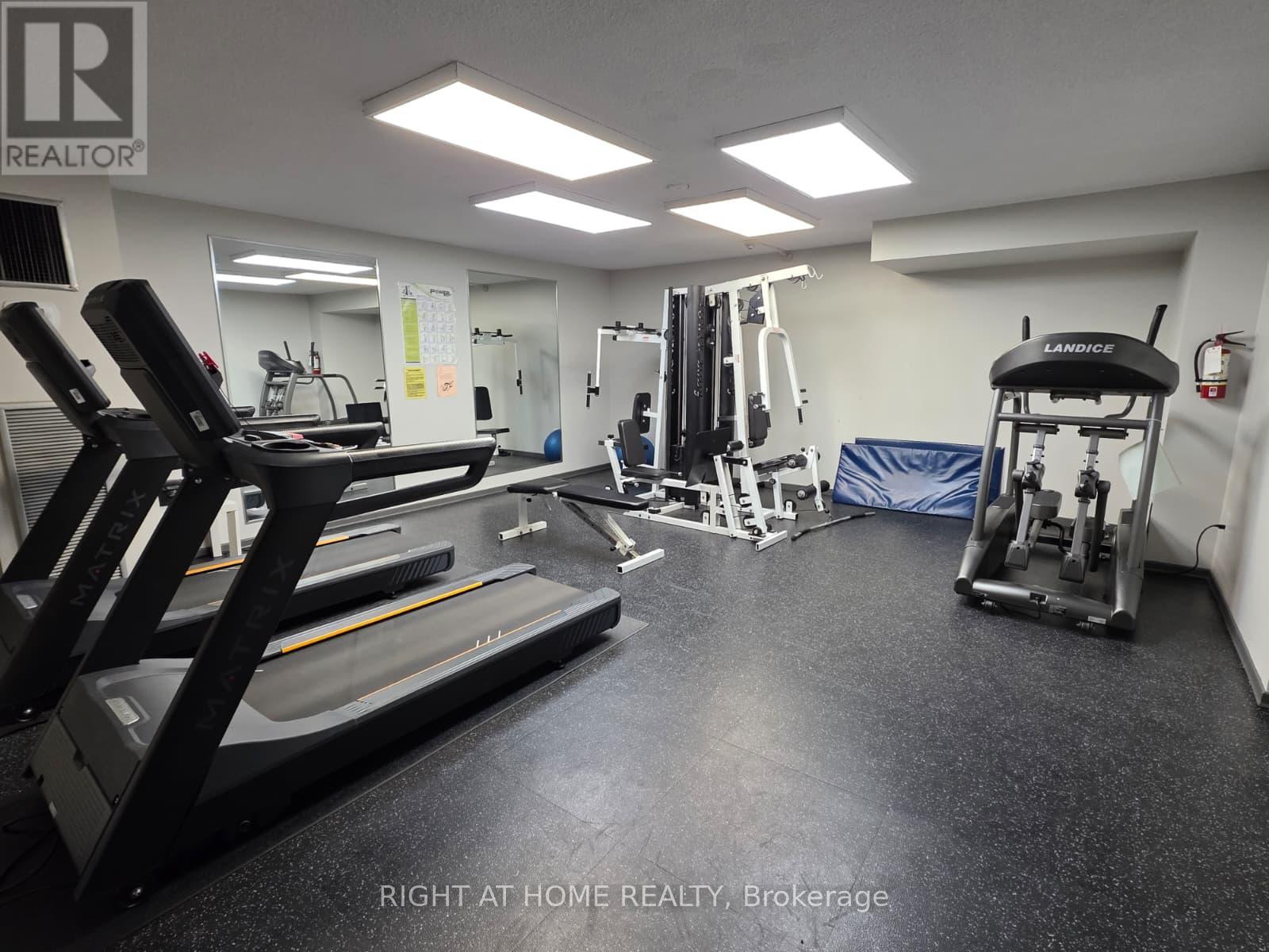 1912 - 25 Kensington Road, Brampton, Ontario  L6T 3W8 - Photo 15 - W12894004