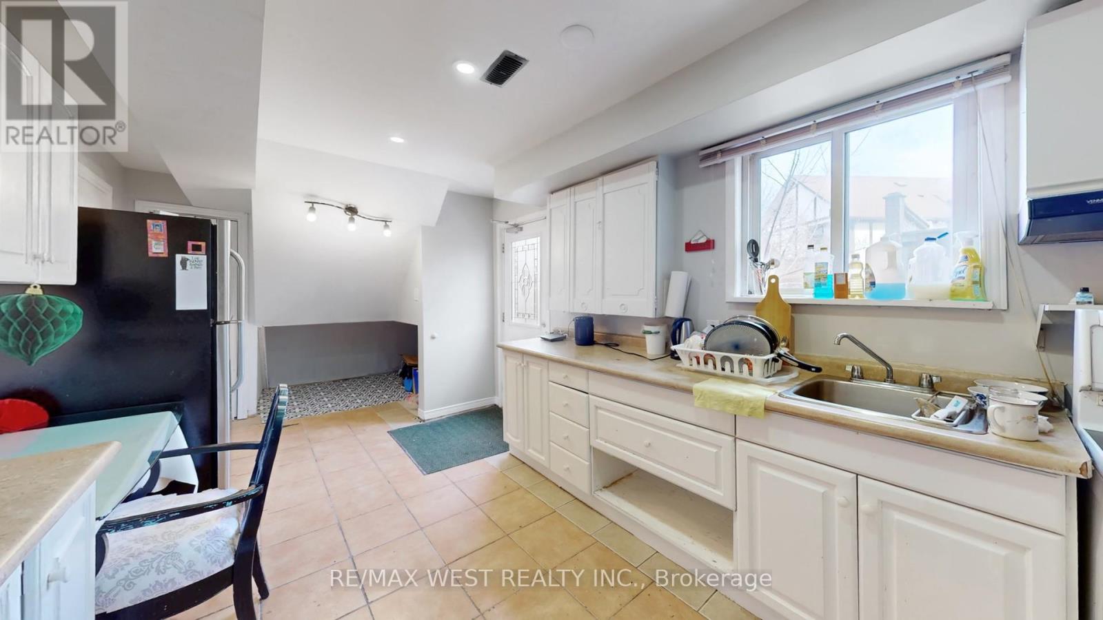 113 Kingswood Drive N, Brampton, Ontario  L6V 2X5 - Photo 24 - W12875958