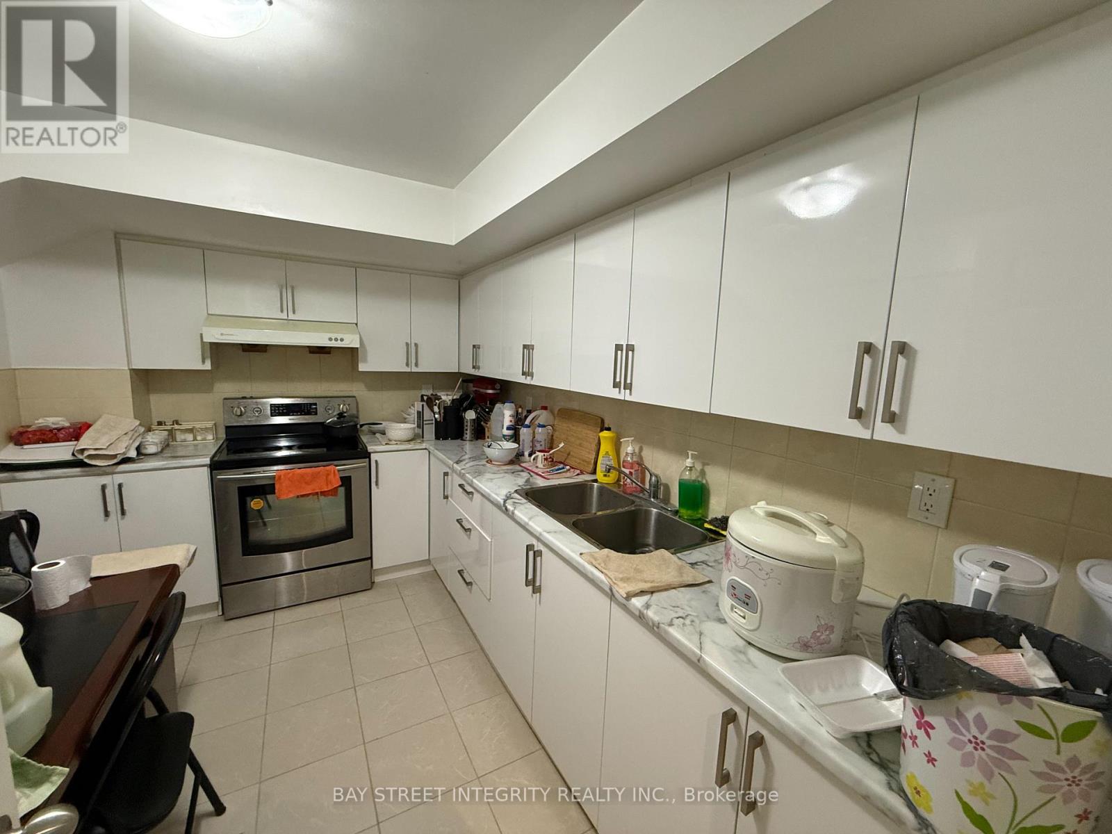 #1 - 28 Carolina Rose Crescent, Markham (Wismer), Ontario  L6E 0P2 - Photo 6 - N12894048