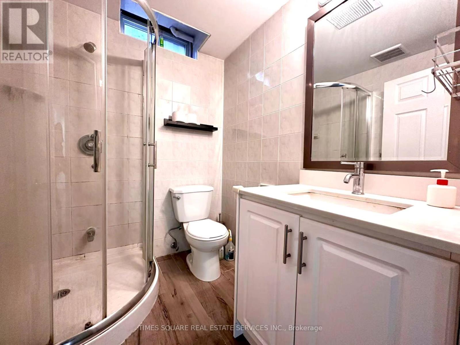 12 Milton Place, Vaughan (Maple), Ontario  L6A 1L8 - Photo 10 - N12894052