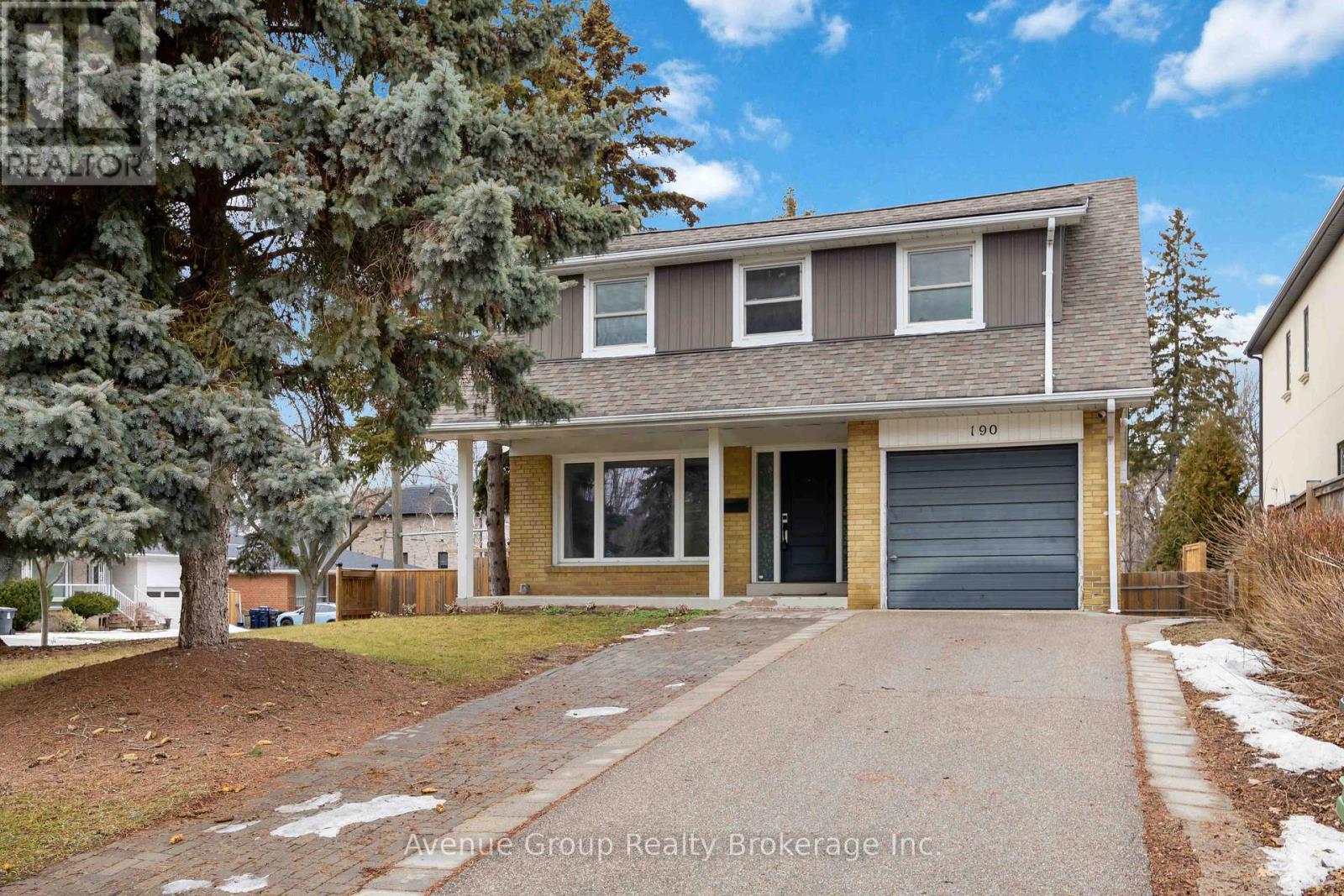 Upper - 190 Northwood Drive, Toronto, Ontario  M2M 2K4 - Photo 2 - C12693292