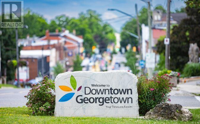 43 Main Street S, Halton Hills, Ontario  L7G 3H2 - Photo 15 - W12868242