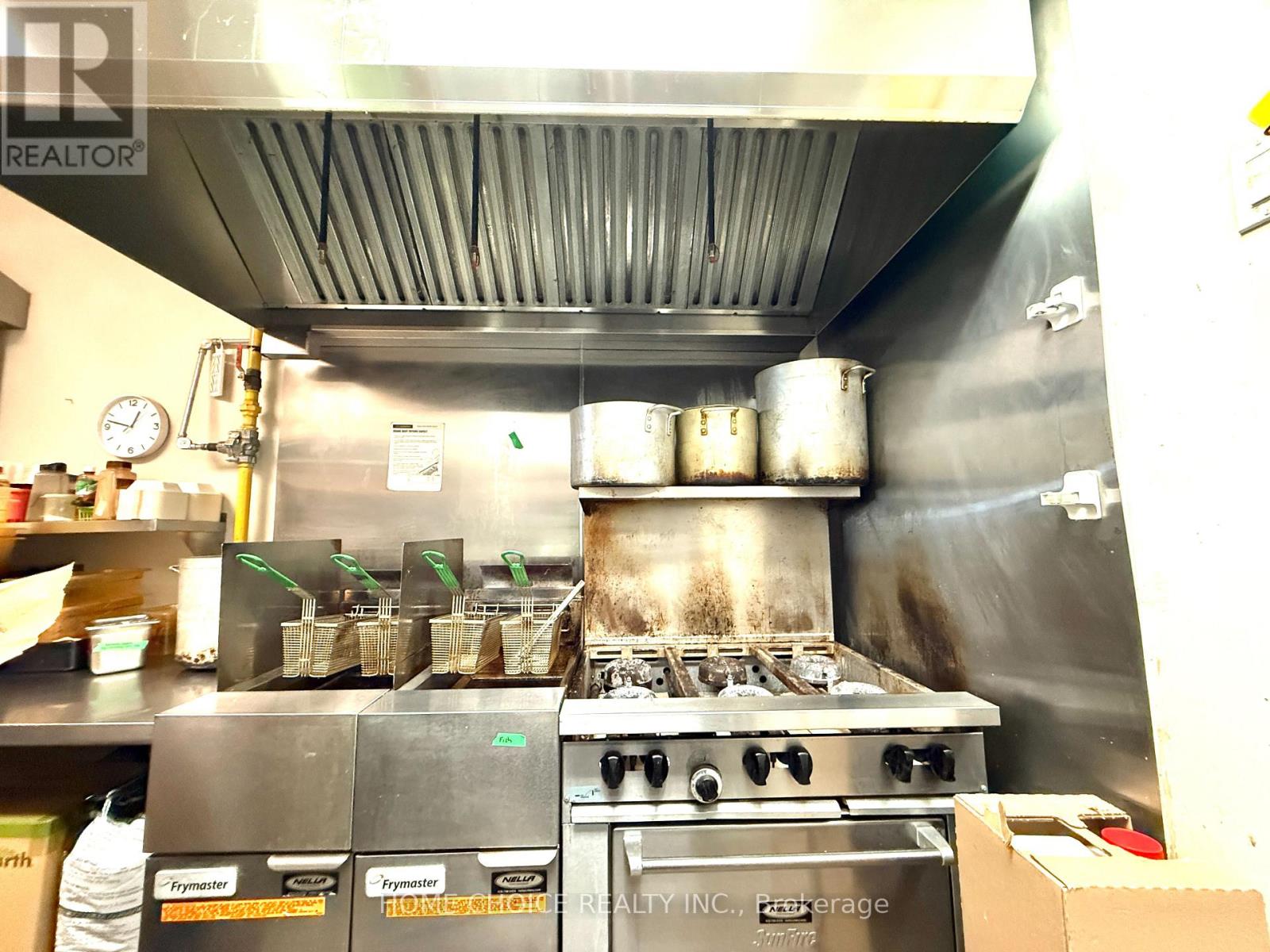 H5 - 367 Cundles Road E, Barrie, Ontario   - Photo 14 - S12894058