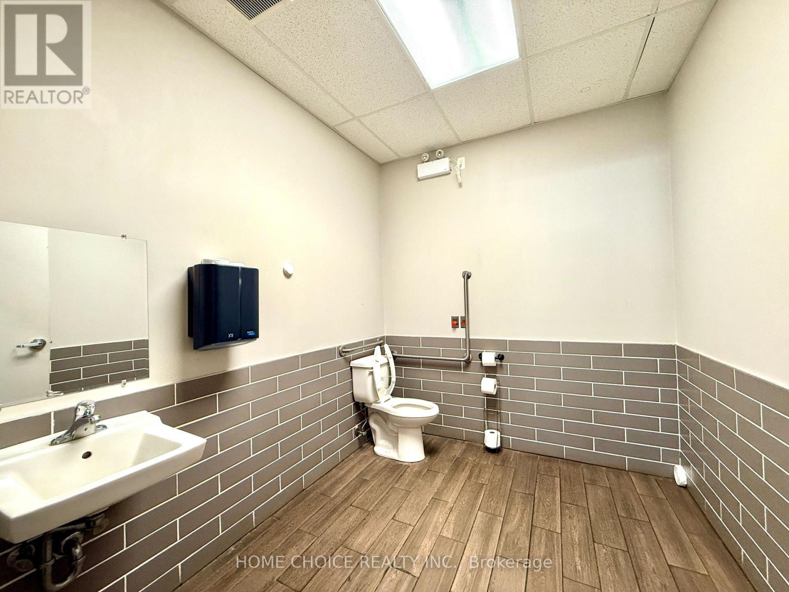 H5 - 367 Cundles Road E, Barrie, Ontario   - Photo 15 - S12894058