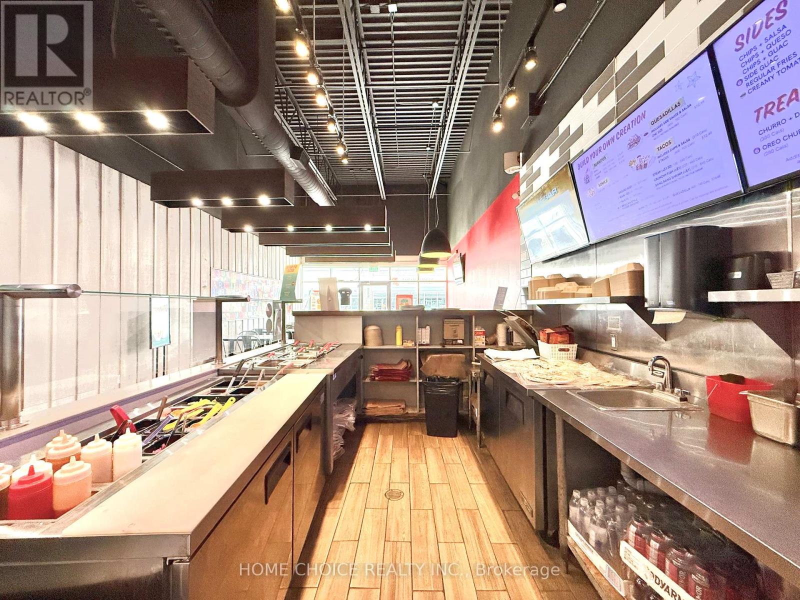 H5 - 367 Cundles Road E, Barrie, Ontario   - Photo 7 - S12894058