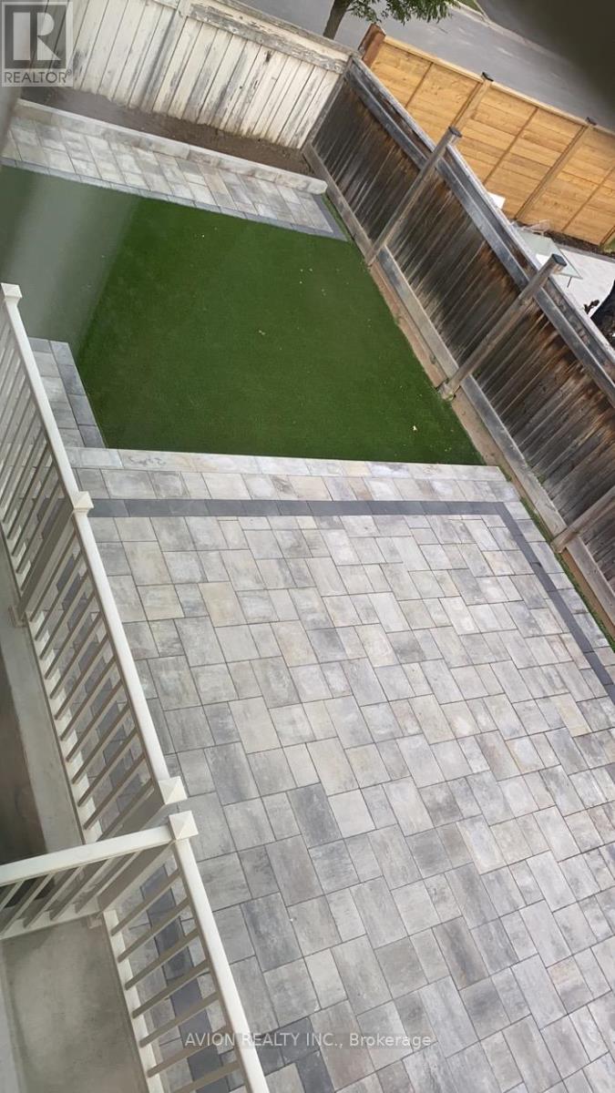 30 Ferrazzano Lane, Vaughan, Ontario  L4H 0X2 - Photo 42 - N12893968