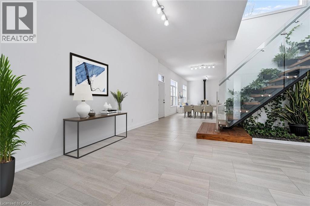 149 Woolwich Street, Waterloo, Ontario  N2K 1S5 - Photo 5 - 40805324