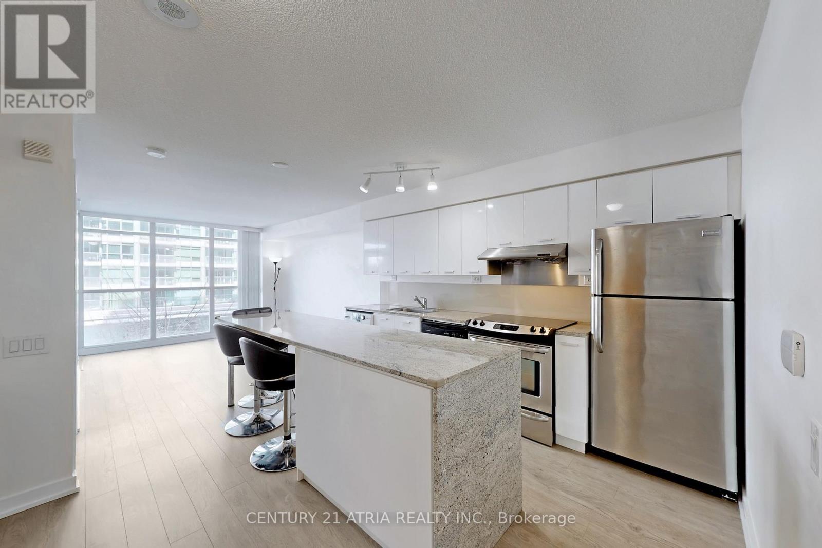 310 - 19 Singer Court, Toronto (Bayview Village), Ontario  M2K 0B2 - Photo 7 - C12894090