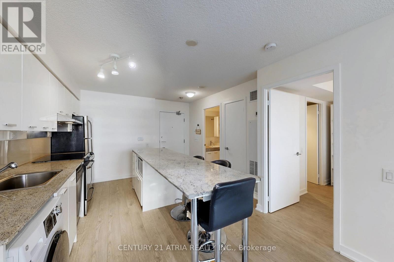 310 - 19 Singer Court, Toronto (Bayview Village), Ontario  M2K 0B2 - Photo 8 - C12894090