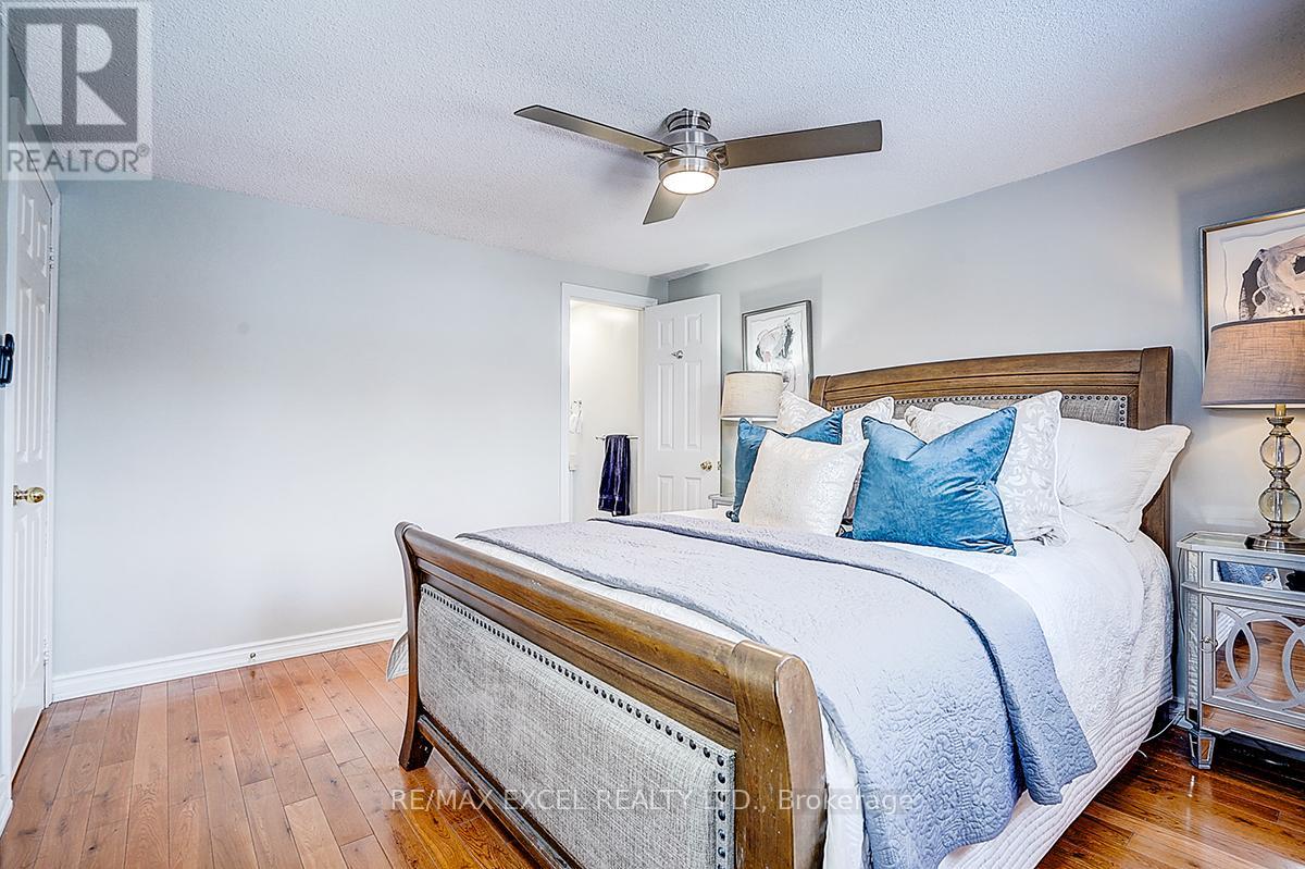 28 Holsworthy Crescent, Markham, Ontario  L3T 4C6 - Photo 32 - N12894080