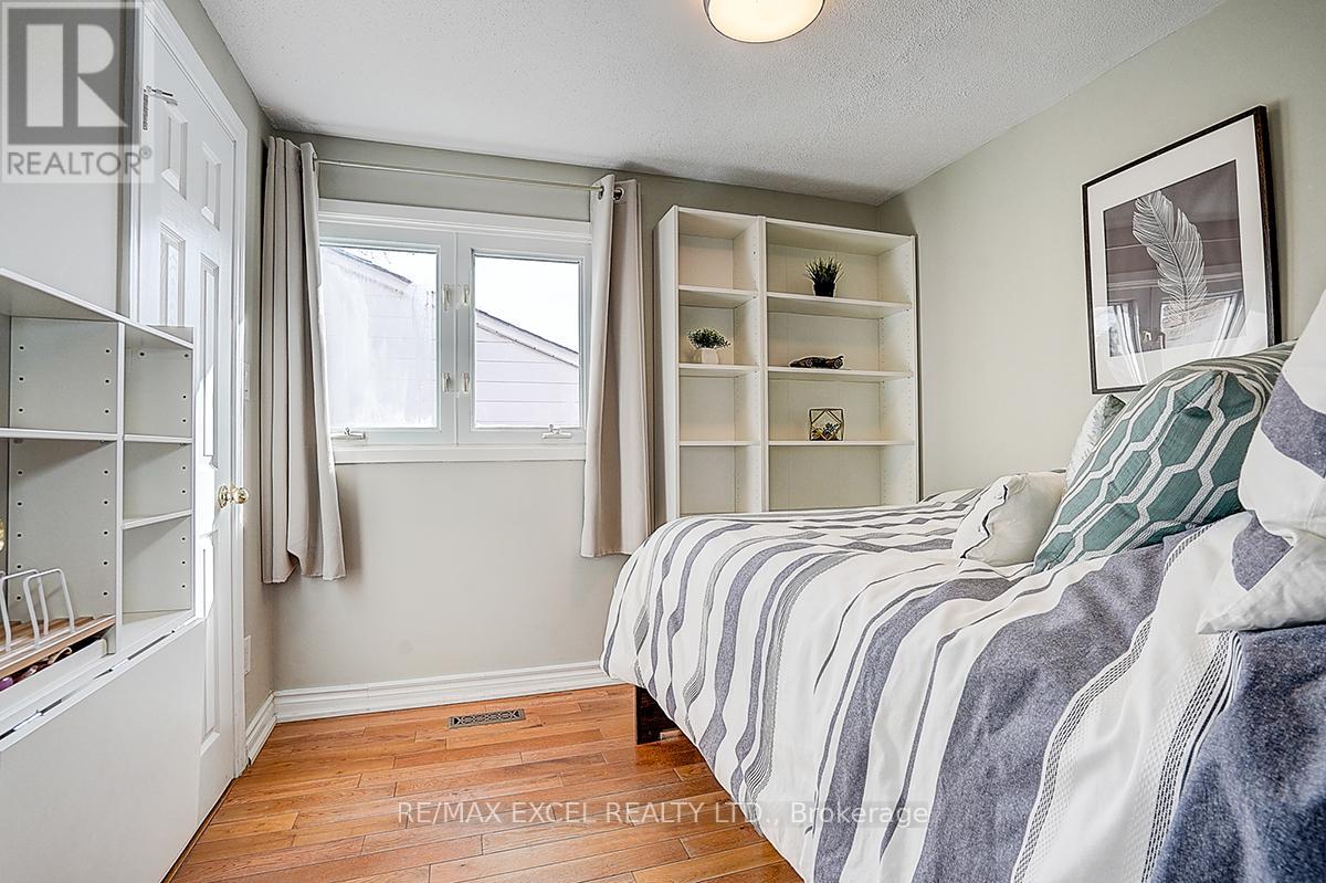 28 Holsworthy Crescent, Markham, Ontario  L3T 4C6 - Photo 34 - N12894080