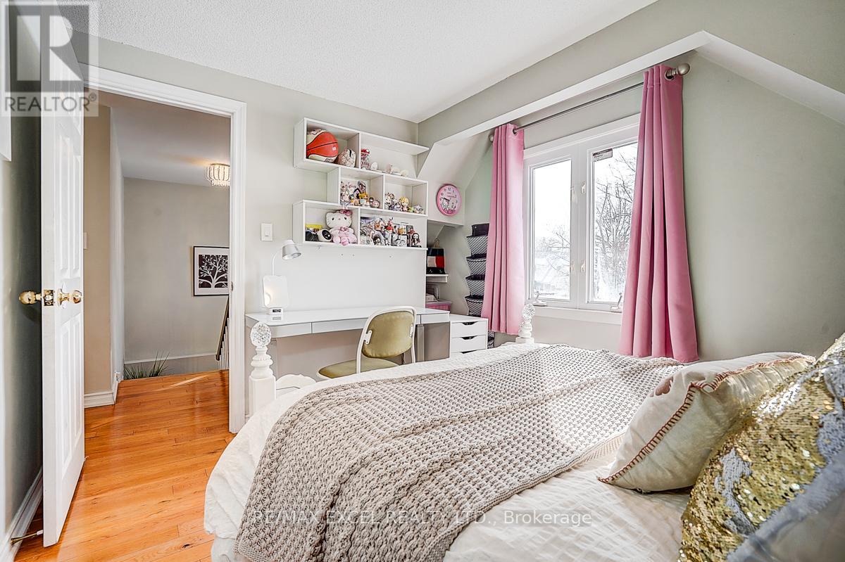 28 Holsworthy Crescent, Markham, Ontario  L3T 4C6 - Photo 38 - N12894080