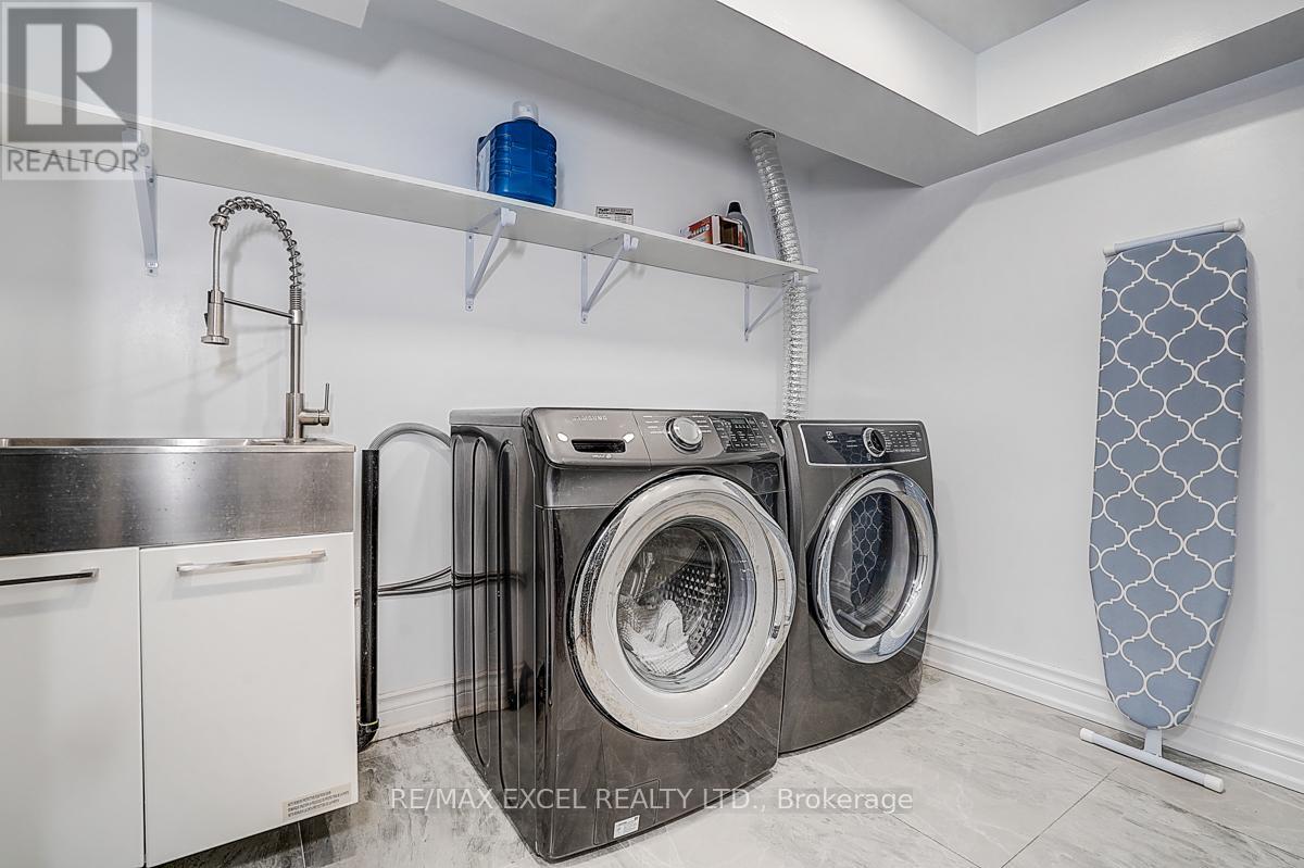 28 Holsworthy Crescent, Markham, Ontario  L3T 4C6 - Photo 43 - N12894080