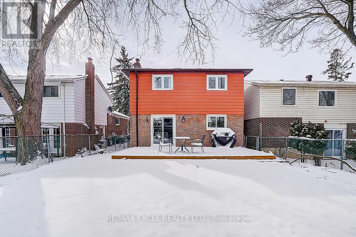 28 Holsworthy Crescent, Markham, Ontario  L3T 4C6 - Photo 50 - N12894080