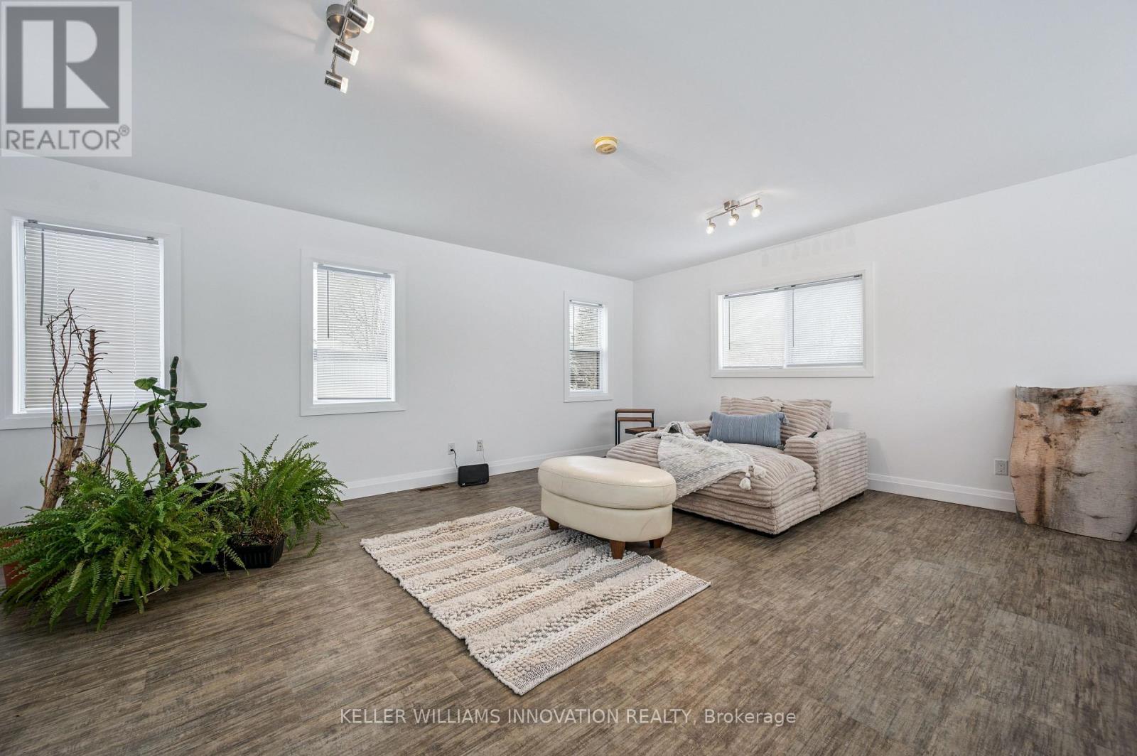 149 Woolwich Street, Waterloo, Ontario  N2K 1S5 - Photo 41 - X12887300