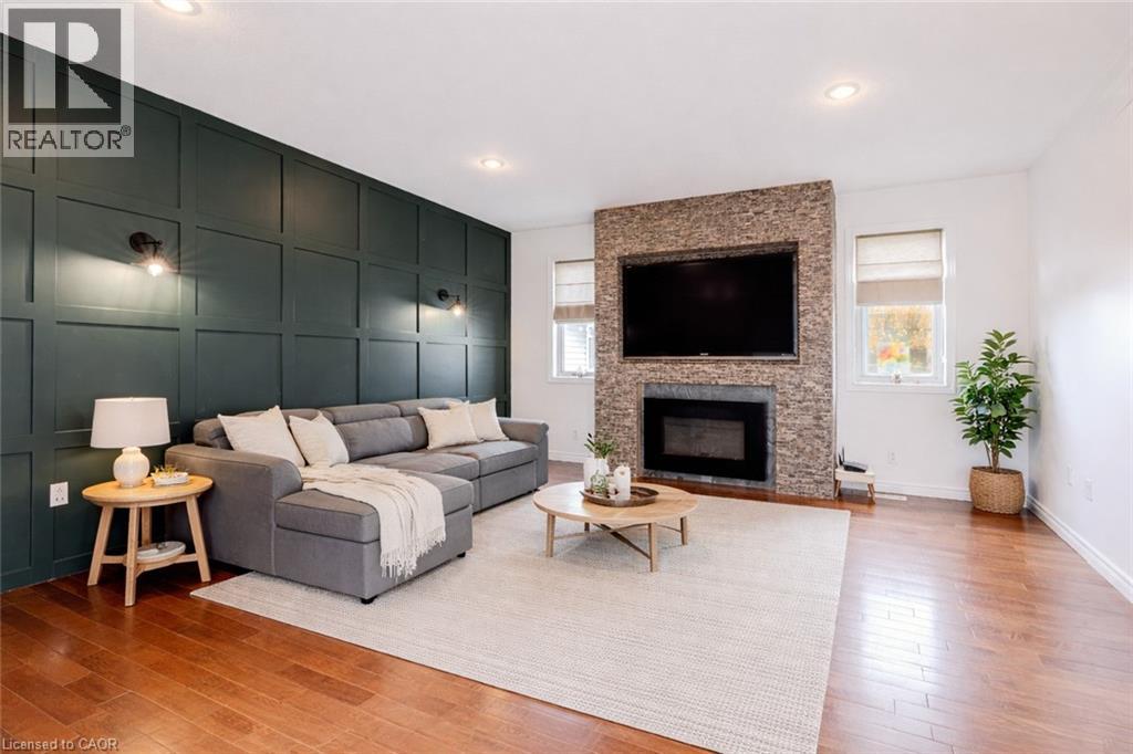 301 Mud Street E, Stoney Creek, Ontario  L8J 2X7 - Photo 3 - 40812480