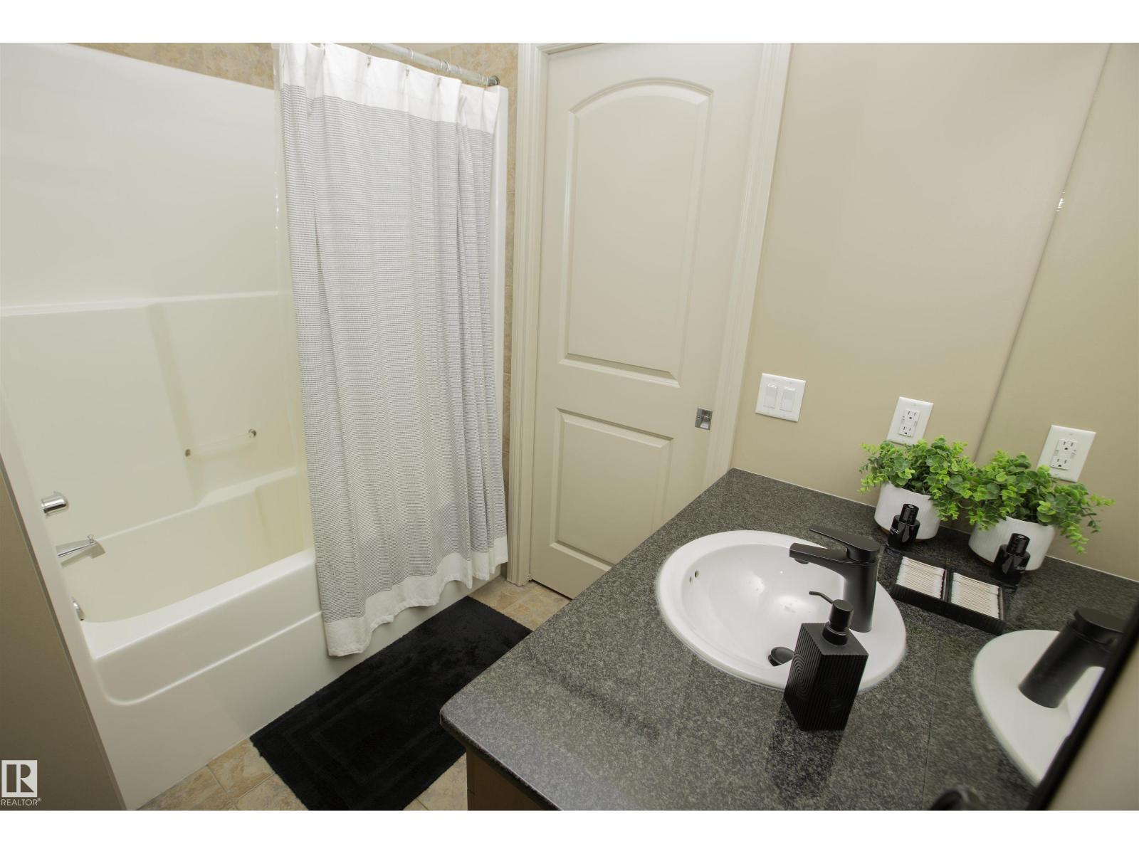 #432 10121 80 Av North West Nw, Edmonton, Alberta  T6E 0B9 - Photo 15 - E4477468