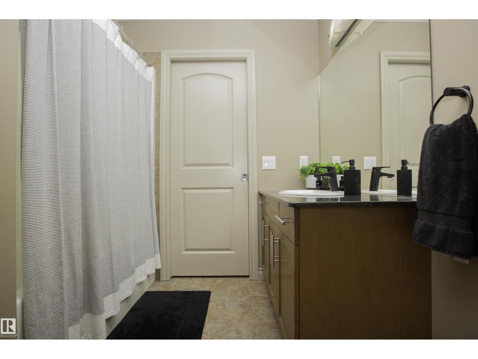 #432 10121 80 Av North West Nw, Edmonton, Alberta  T6E 0B9 - Photo 14 - E4477468