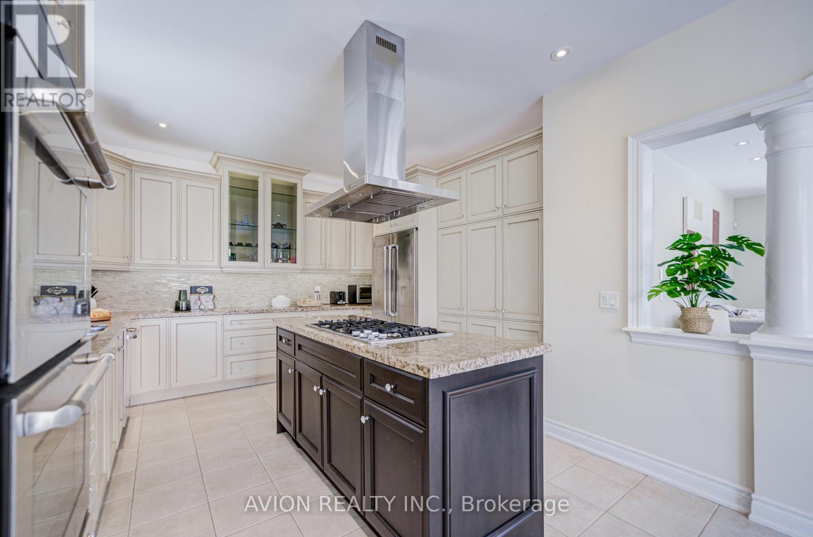 30 Ferrazzano Lane, Vaughan, Ontario  L4H 0X2 - Photo 12 - N12893968