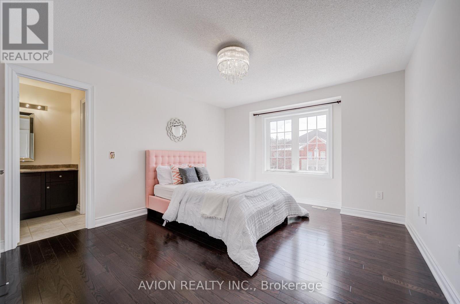 30 Ferrazzano Lane, Vaughan, Ontario  L4H 0X2 - Photo 28 - N12893968