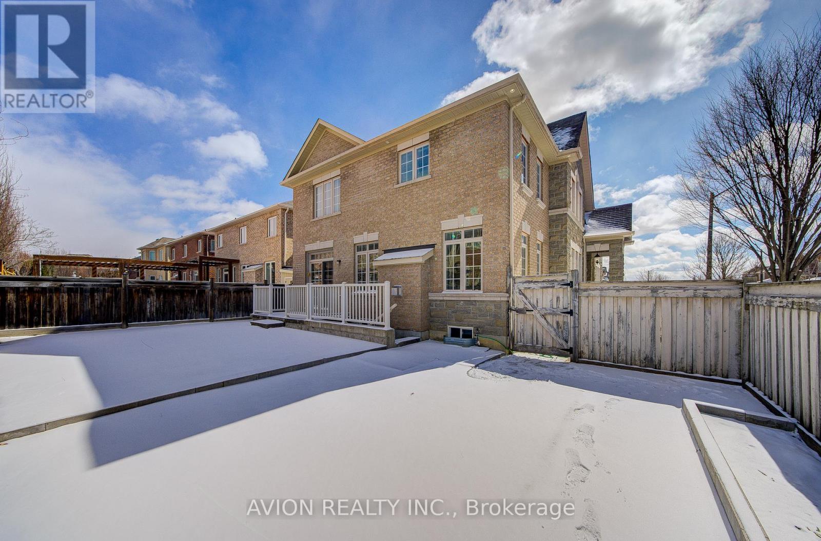 30 Ferrazzano Lane, Vaughan, Ontario  L4H 0X2 - Photo 37 - N12893968