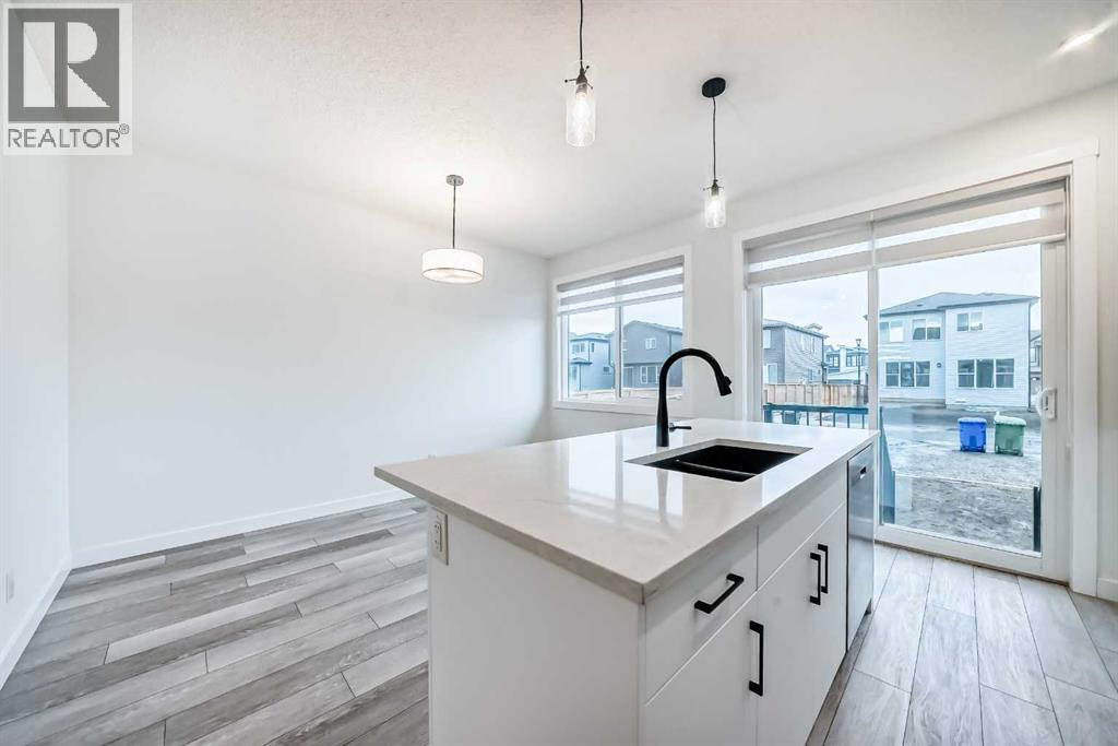 21258 Sheriff King Street Sw, Calgary, Alberta  T2X 5M6 - Photo 5 - A2288067