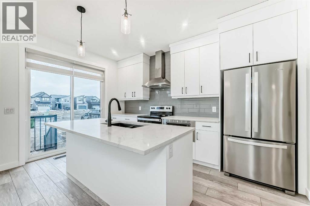 21258 Sheriff King Street Sw, Calgary, Alberta  T2X 5M6 - Photo 4 - A2288067