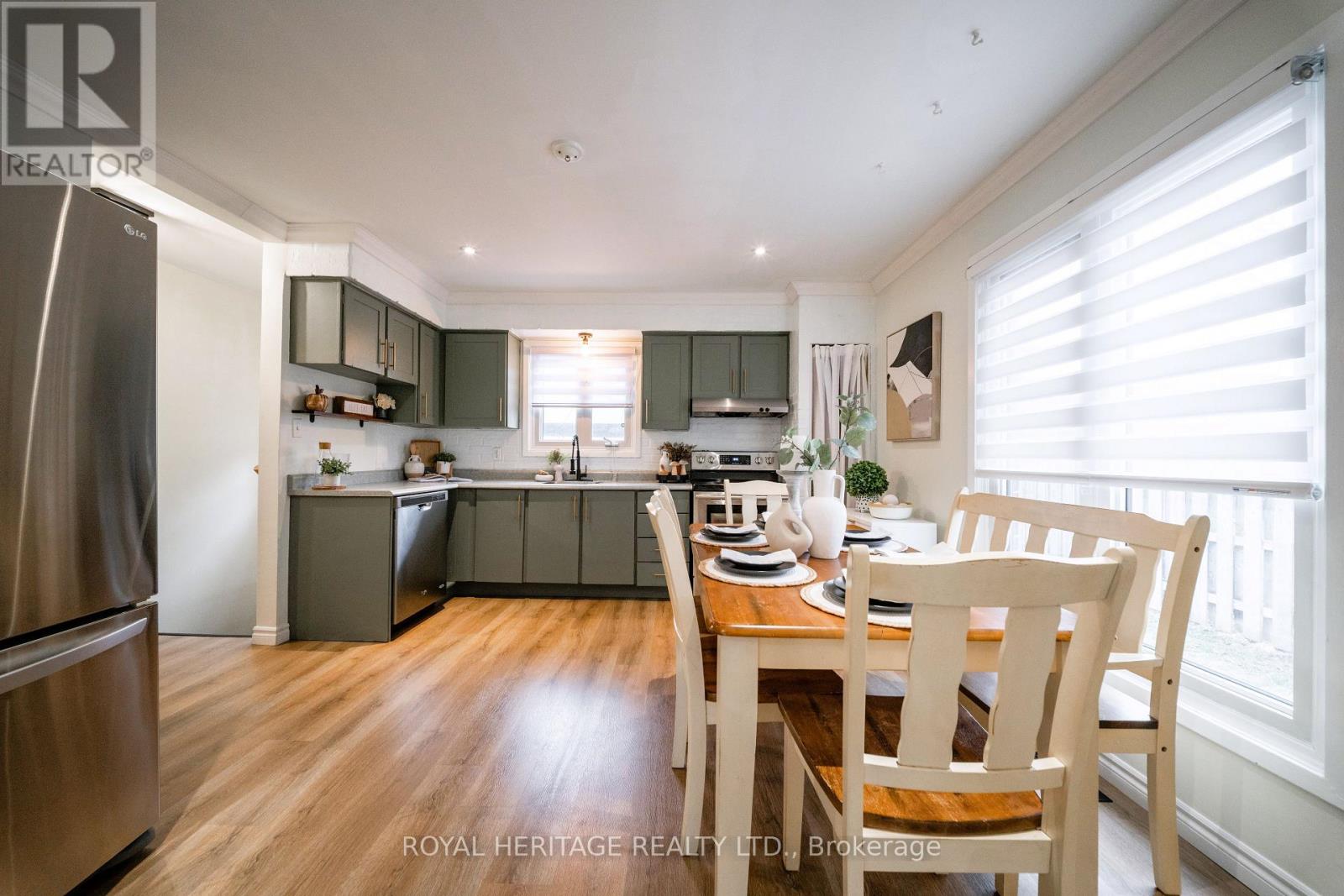 198 Barkley Crescent, Oshawa, Ontario  L1J 2E6 - Photo 11 - E12894100