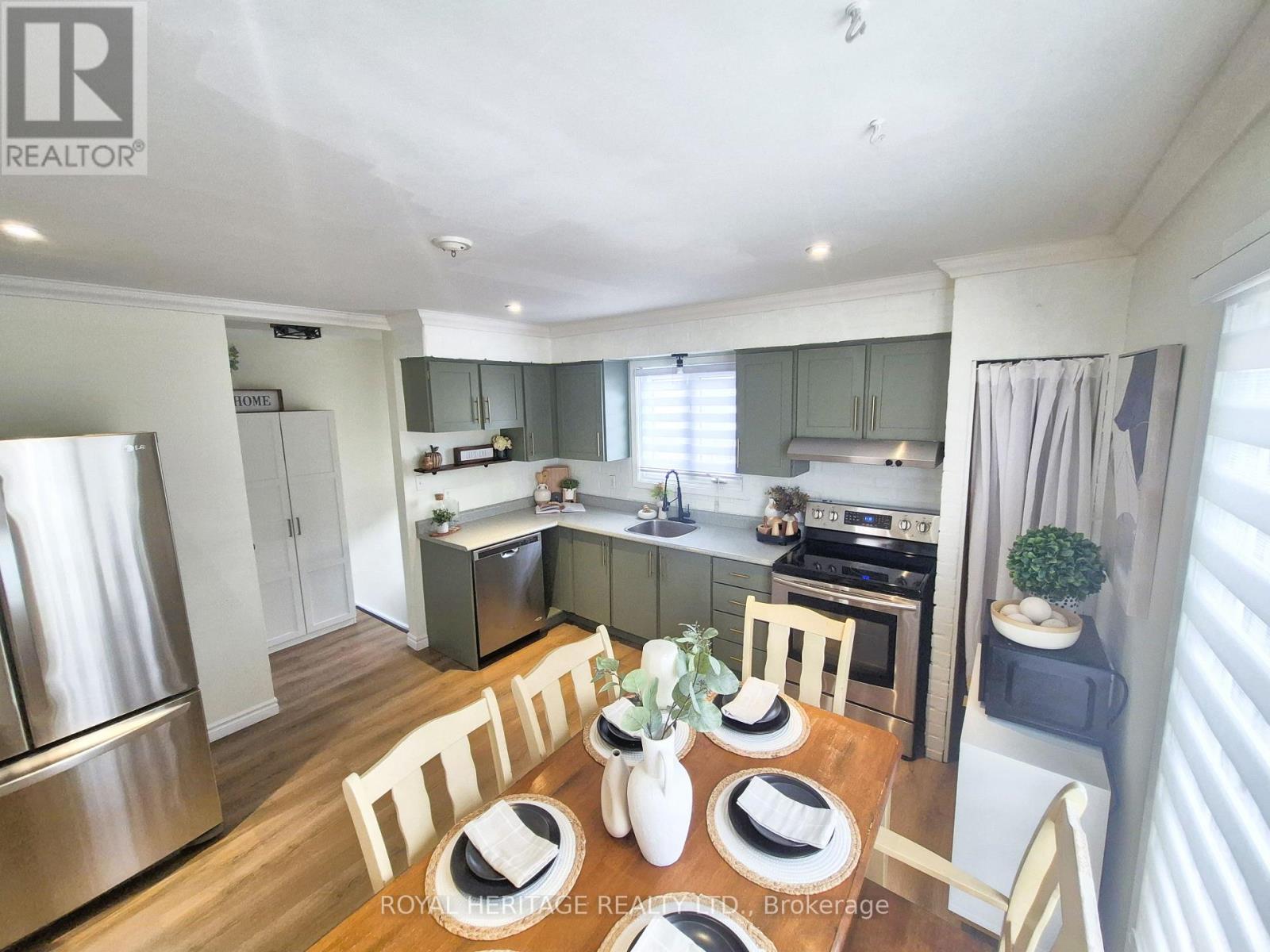 198 Barkley Crescent, Oshawa, Ontario  L1J 2E6 - Photo 13 - E12894100