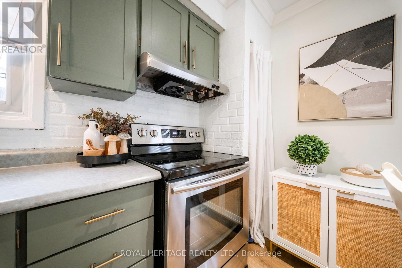 198 Barkley Crescent, Oshawa, Ontario  L1J 2E6 - Photo 9 - E12894100