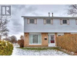 701 LEEDER COURT, Newmarket, Ontario