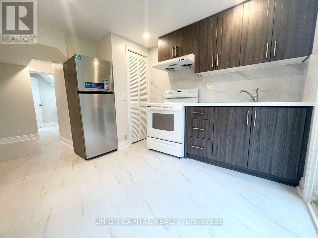 Lower - 75 Madsen Crescent, Markham, Ontario  L3R 4P2 - Photo 5 - N12894130