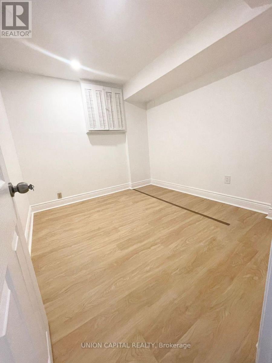 Lower - 75 Madsen Crescent, Markham, Ontario  L3R 4P2 - Photo 7 - N12894130