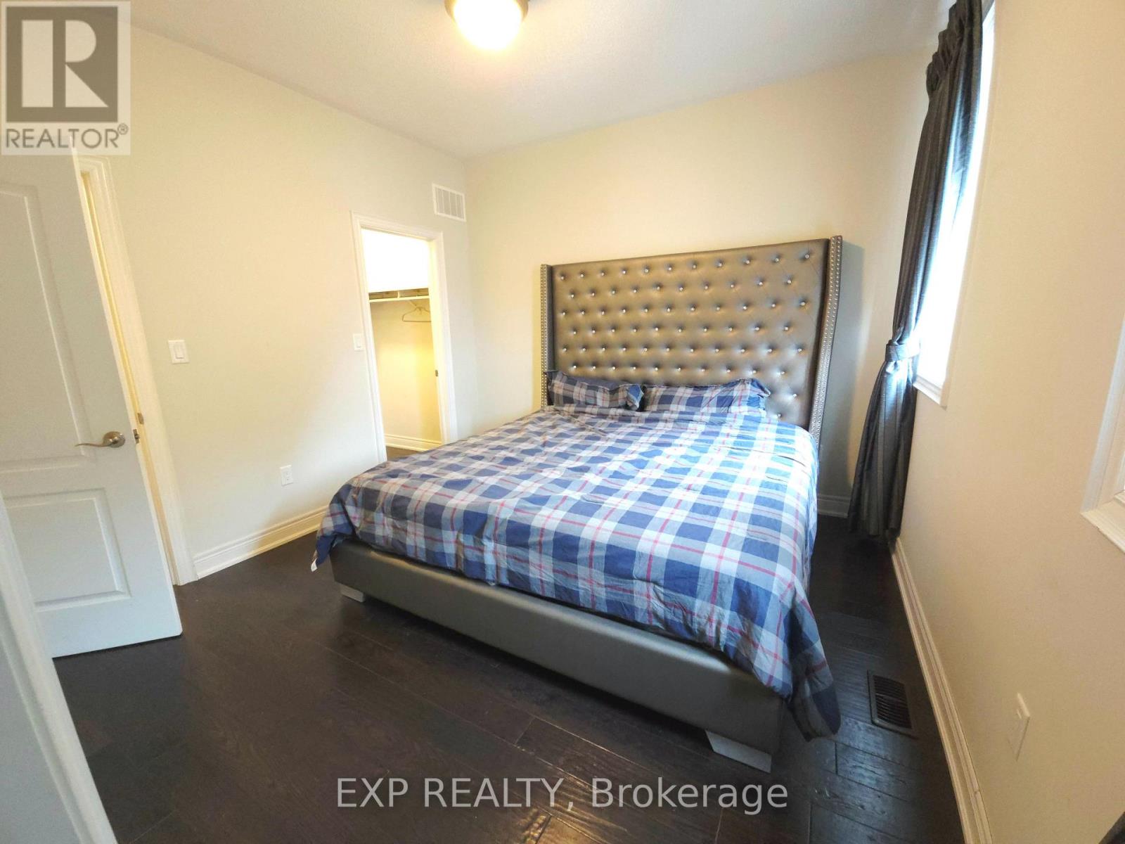 448 Dougall Avenue, Caledon, Ontario  L7C 4A6 - Photo 11 - W12894116