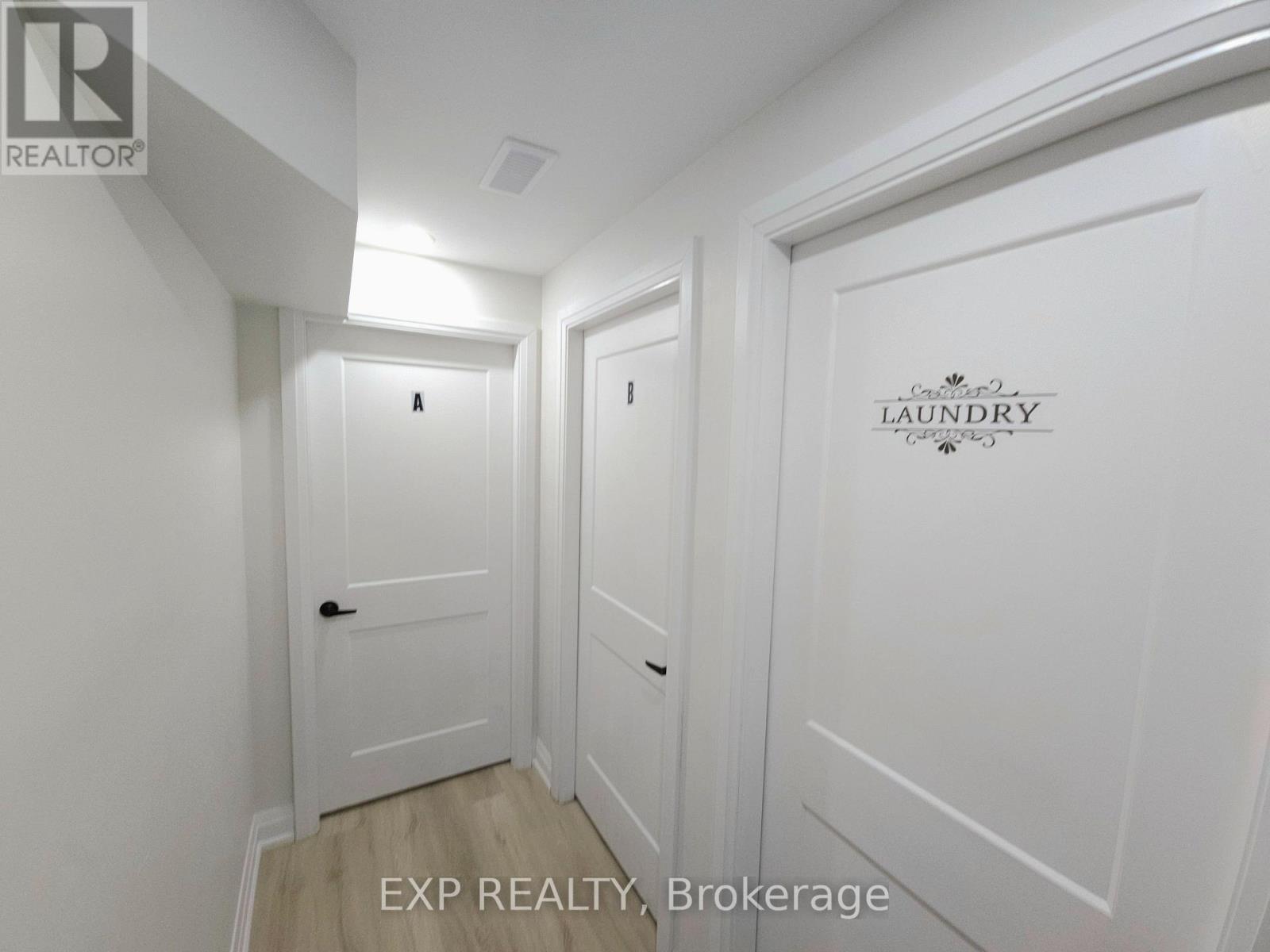 448 Dougall Avenue, Caledon, Ontario  L7C 4A6 - Photo 13 - W12894116