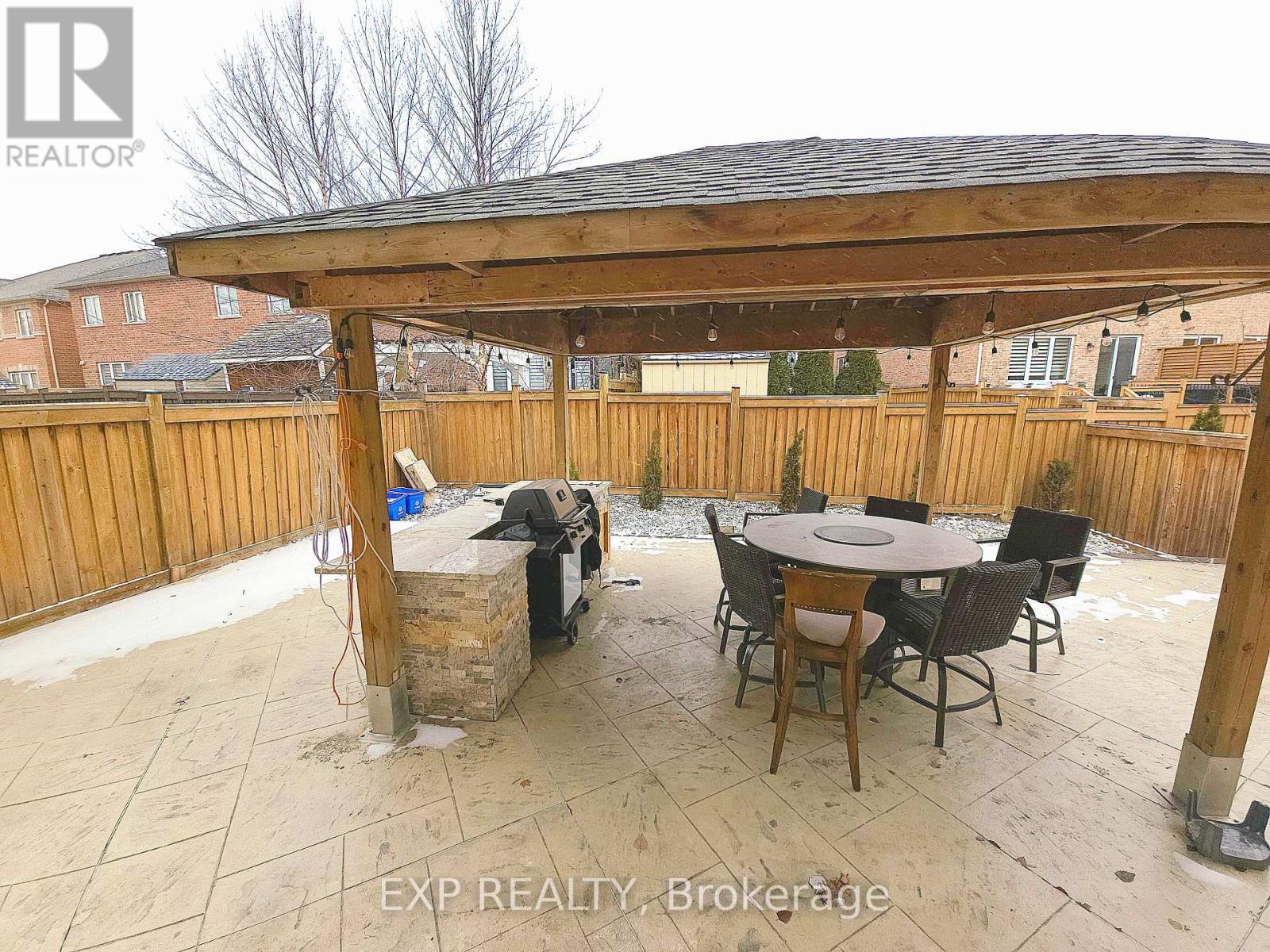 448 Dougall Avenue, Caledon, Ontario  L7C 4A6 - Photo 20 - W12894116