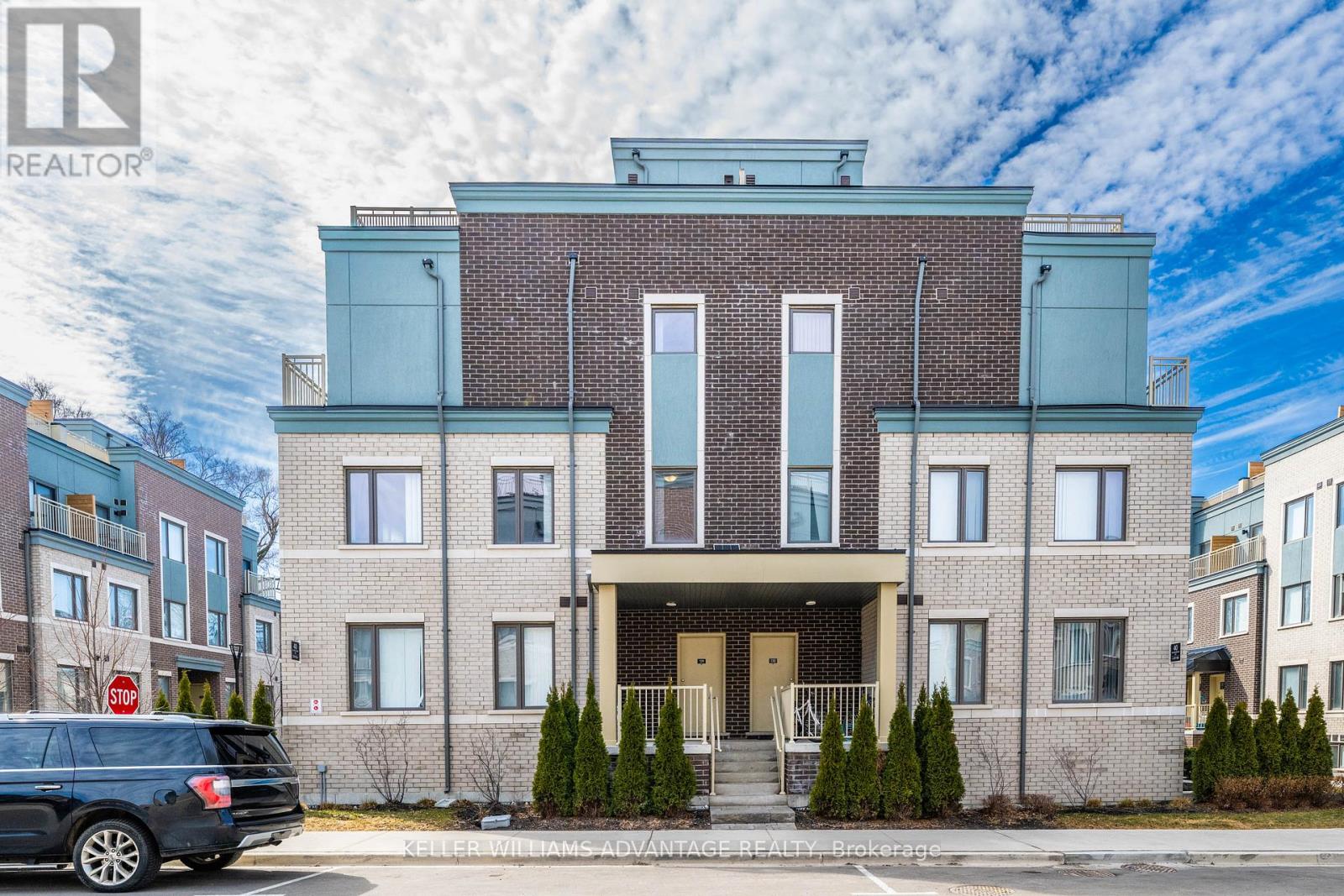 40 WILLIAM JACKSON WAY, toronto (new toronto), Ontario