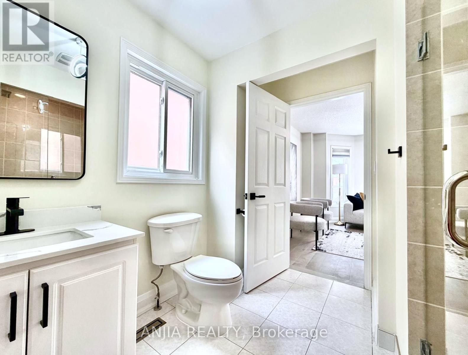 43 Leno Mills Avenue, Richmond Hill, Ontario  L4S 1C2 - Photo 18 - N12886264