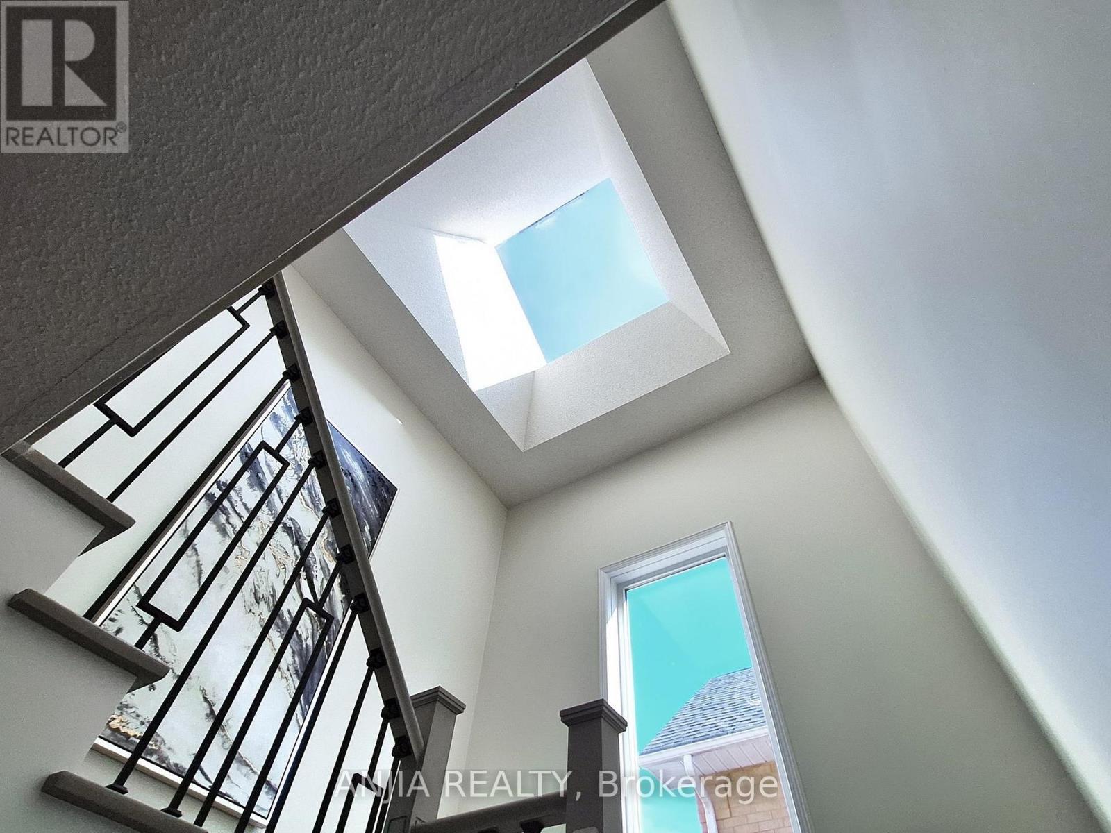 43 Leno Mills Avenue, Richmond Hill, Ontario  L4S 1C2 - Photo 22 - N12886264