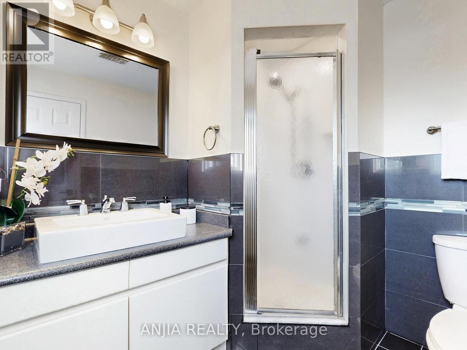 43 Leno Mills Avenue, Richmond Hill, Ontario  L4S 1C2 - Photo 29 - N12886264