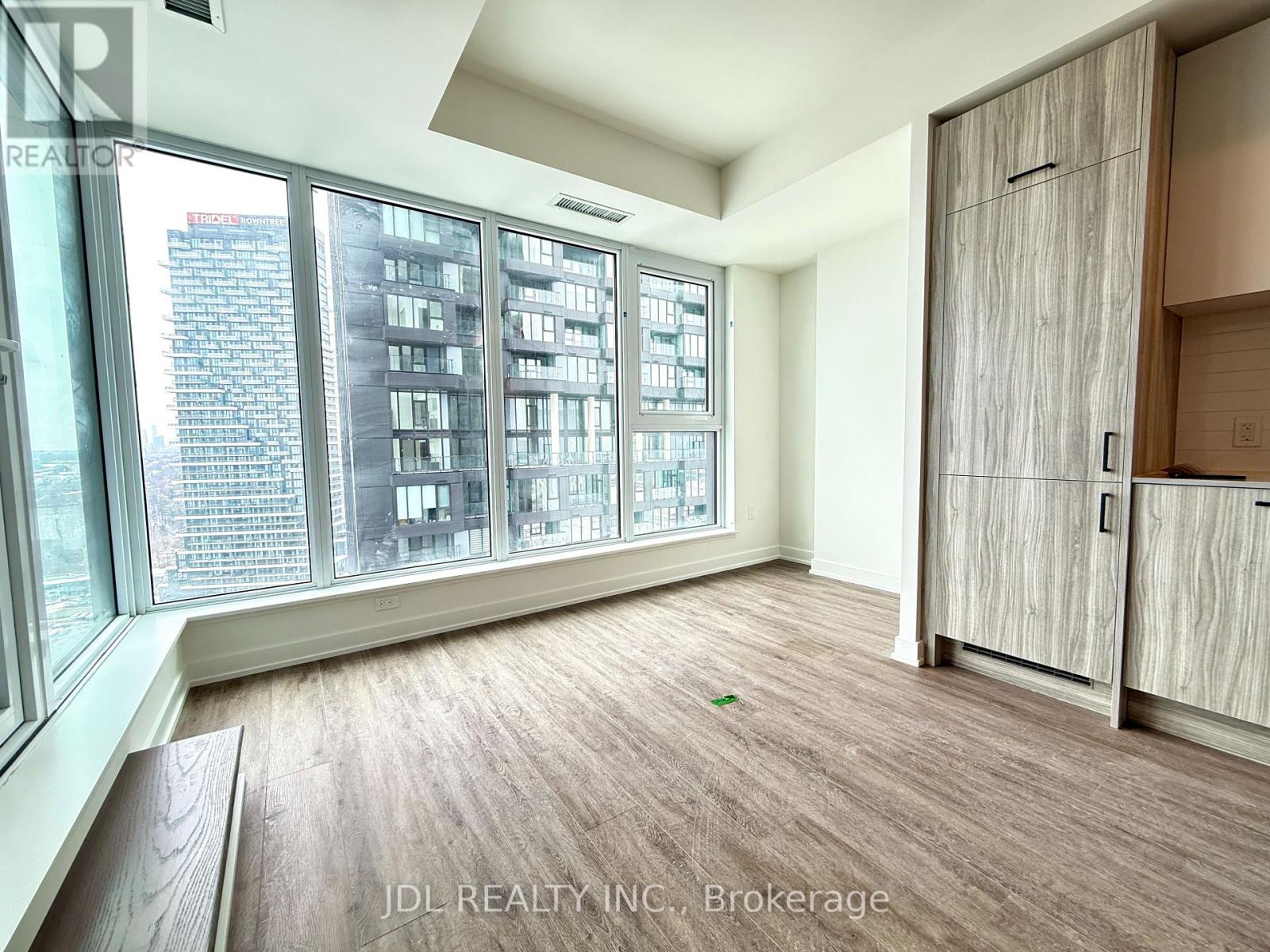 2304 - 1 Quarrington Lane, Toronto, Ontario  M3C 0S4 - Photo 10 - C12894156