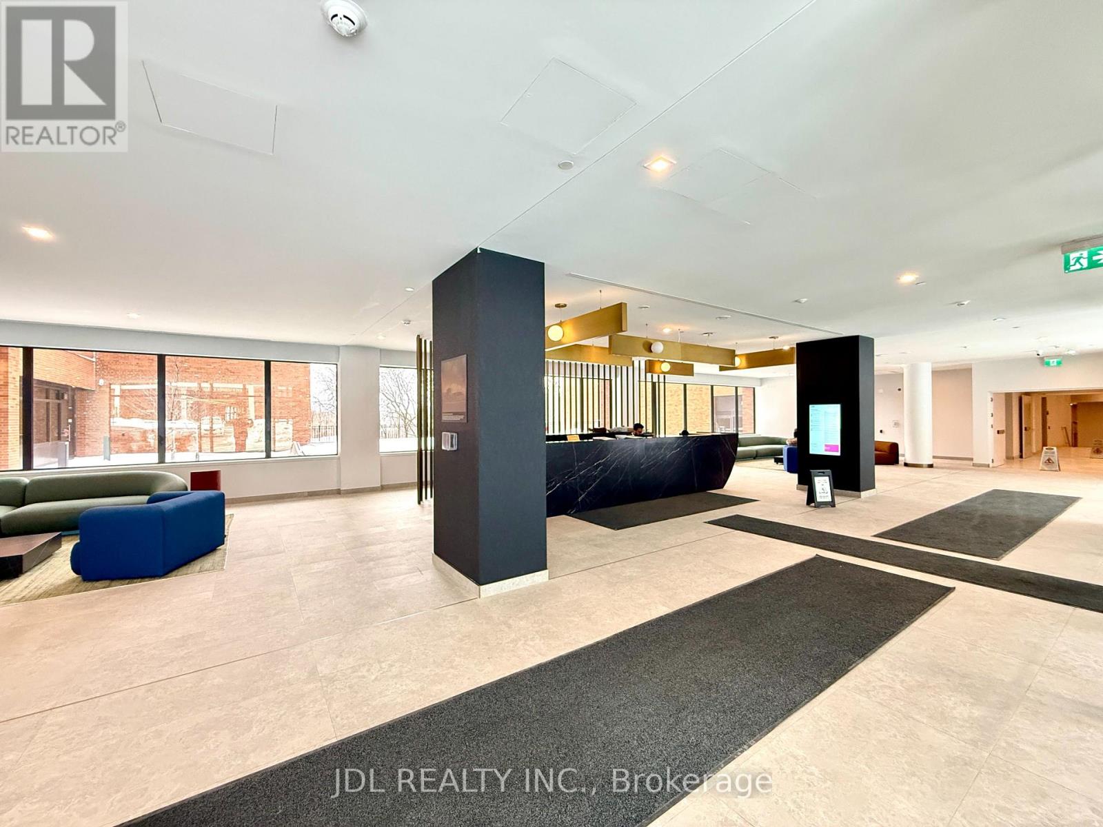 2304 - 1 Quarrington Lane, Toronto, Ontario  M3C 0S4 - Photo 5 - C12894156