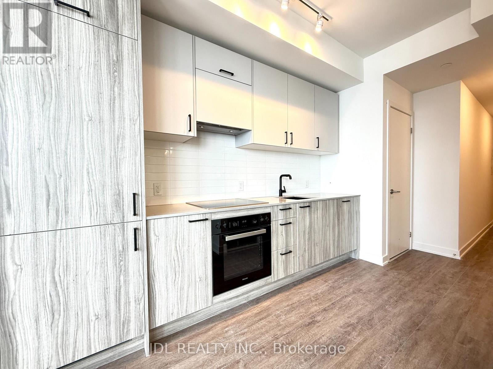 2304 - 1 Quarrington Lane, Toronto, Ontario  M3C 0S4 - Photo 7 - C12894156